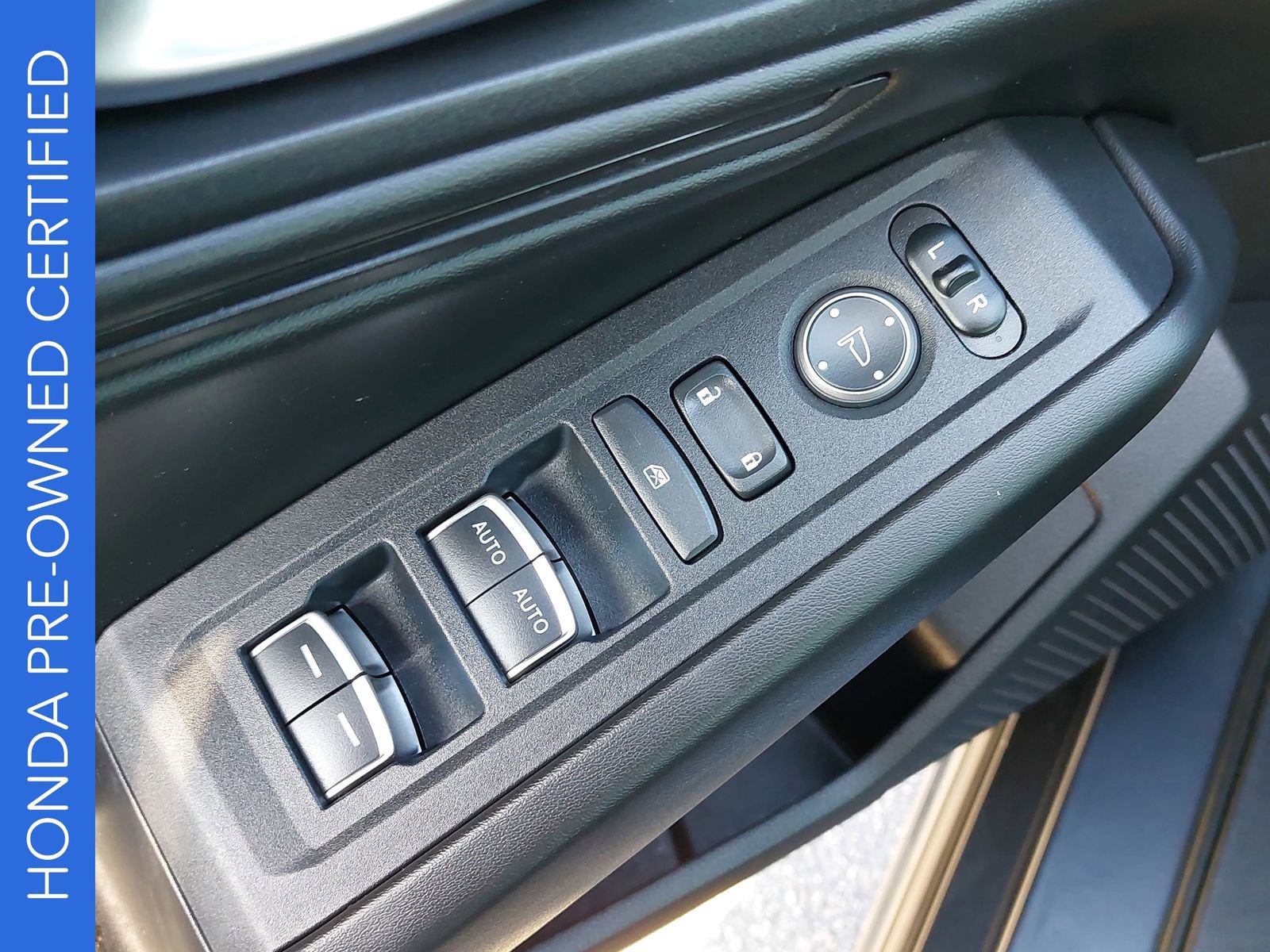 Used 2025 Honda Accord SE image 28