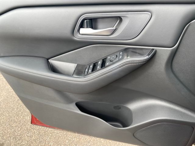 New 2026 Nissan Rogue SV image 30