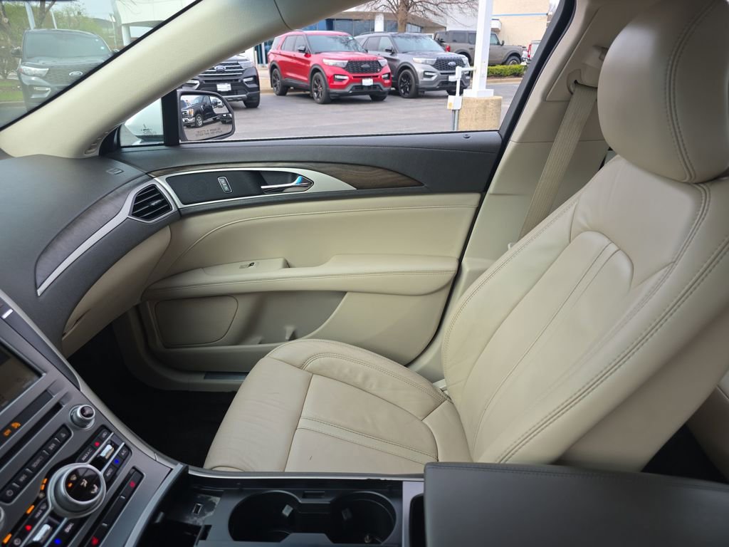 Used 2018 Lincoln MKZ Select image 33