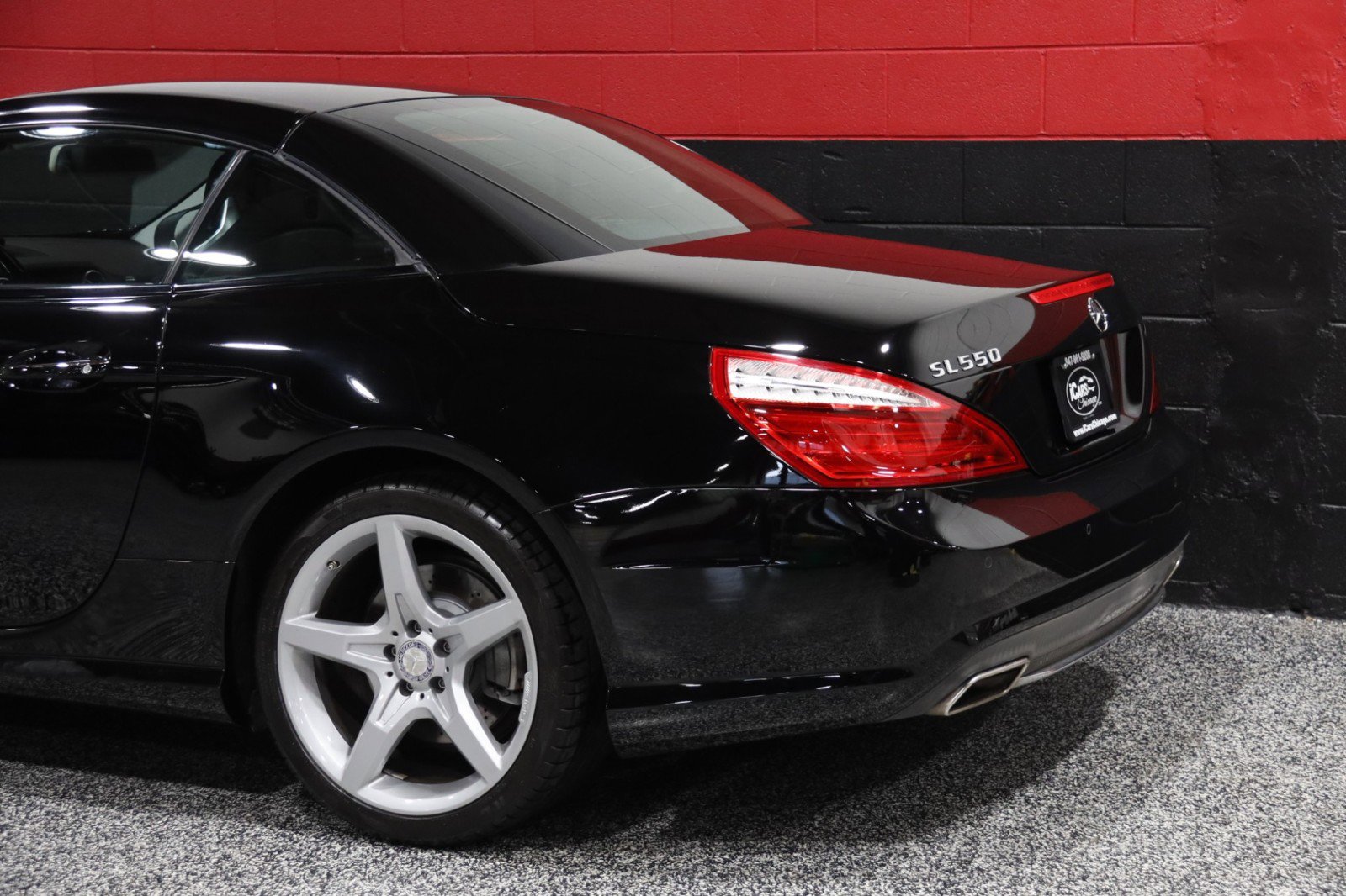 Used 2013 Mercedes-Benz SL 550 image 30