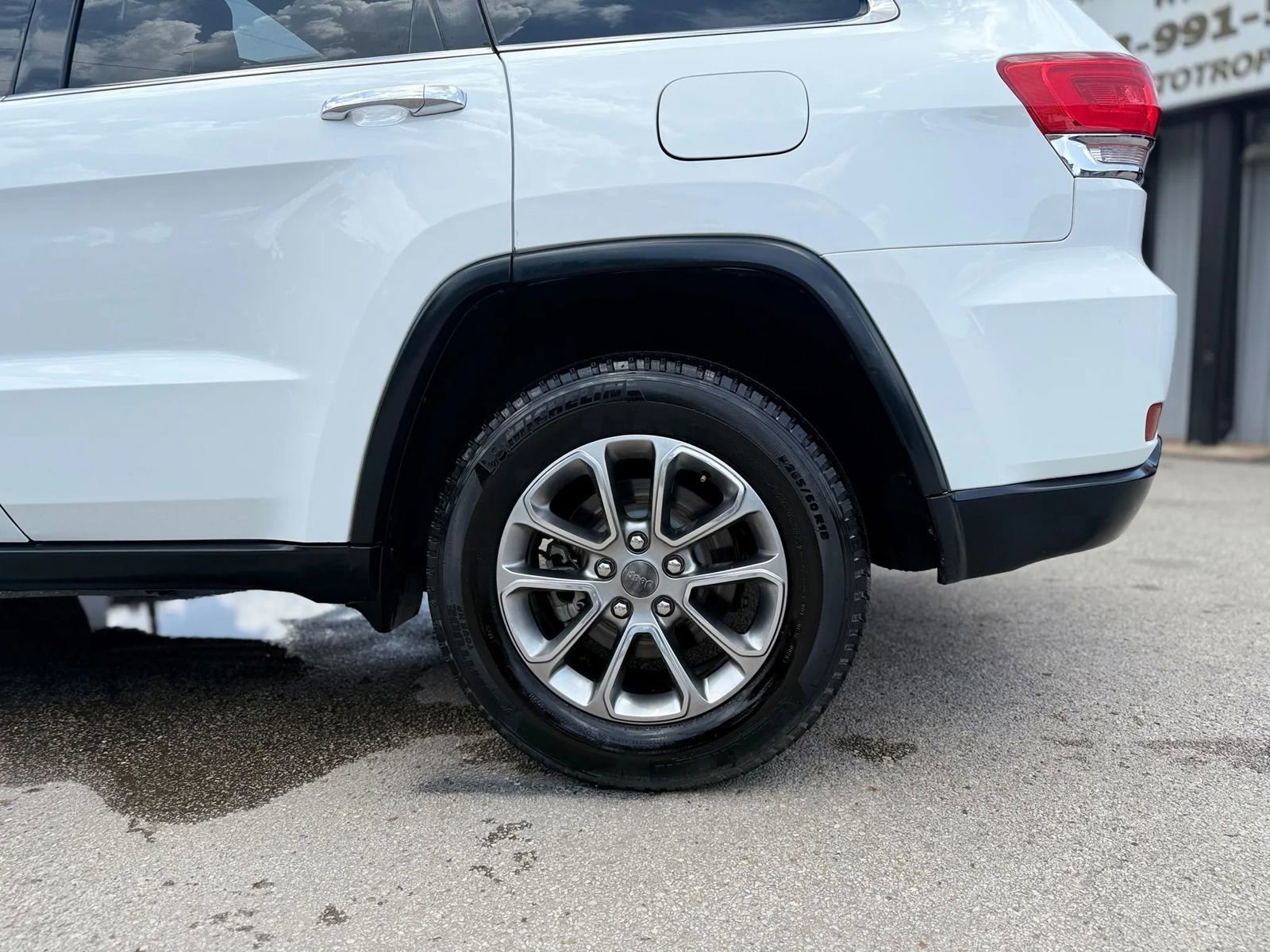 Used 2016 Jeep Grand Cherokee Limited w/ Trailer Tow Group IV RWD image 33