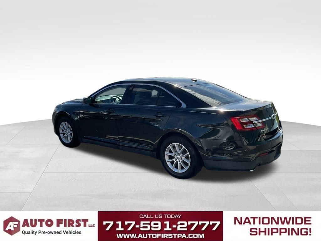 Used 2013 Ford Taurus SE FWD image 5