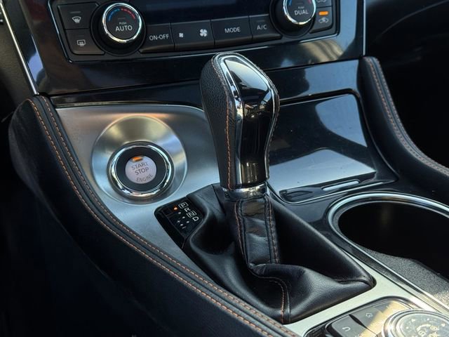 Used 2022 Nissan Maxima SR w/ Sport Mat Group FWD image 19