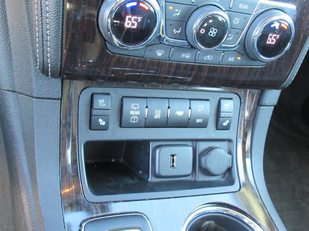 Used 2016 Chevrolet Traverse LTZ image 22