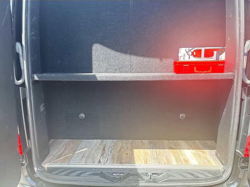 Used 2022 Mercedes-Benz Sprinter 2500 image 24