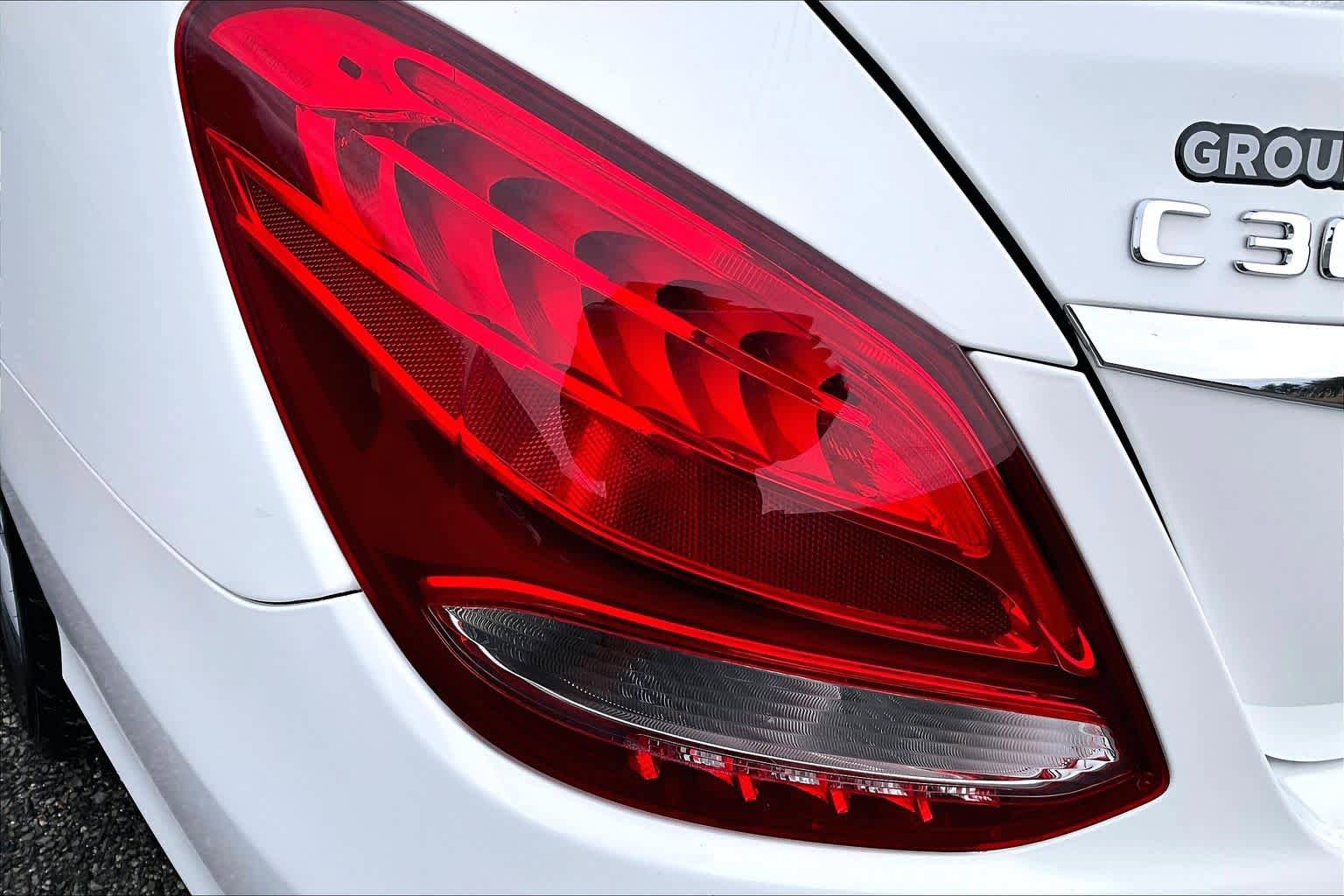 Used 2018 Mercedes-Benz C 300 4MATIC Sedan image 27