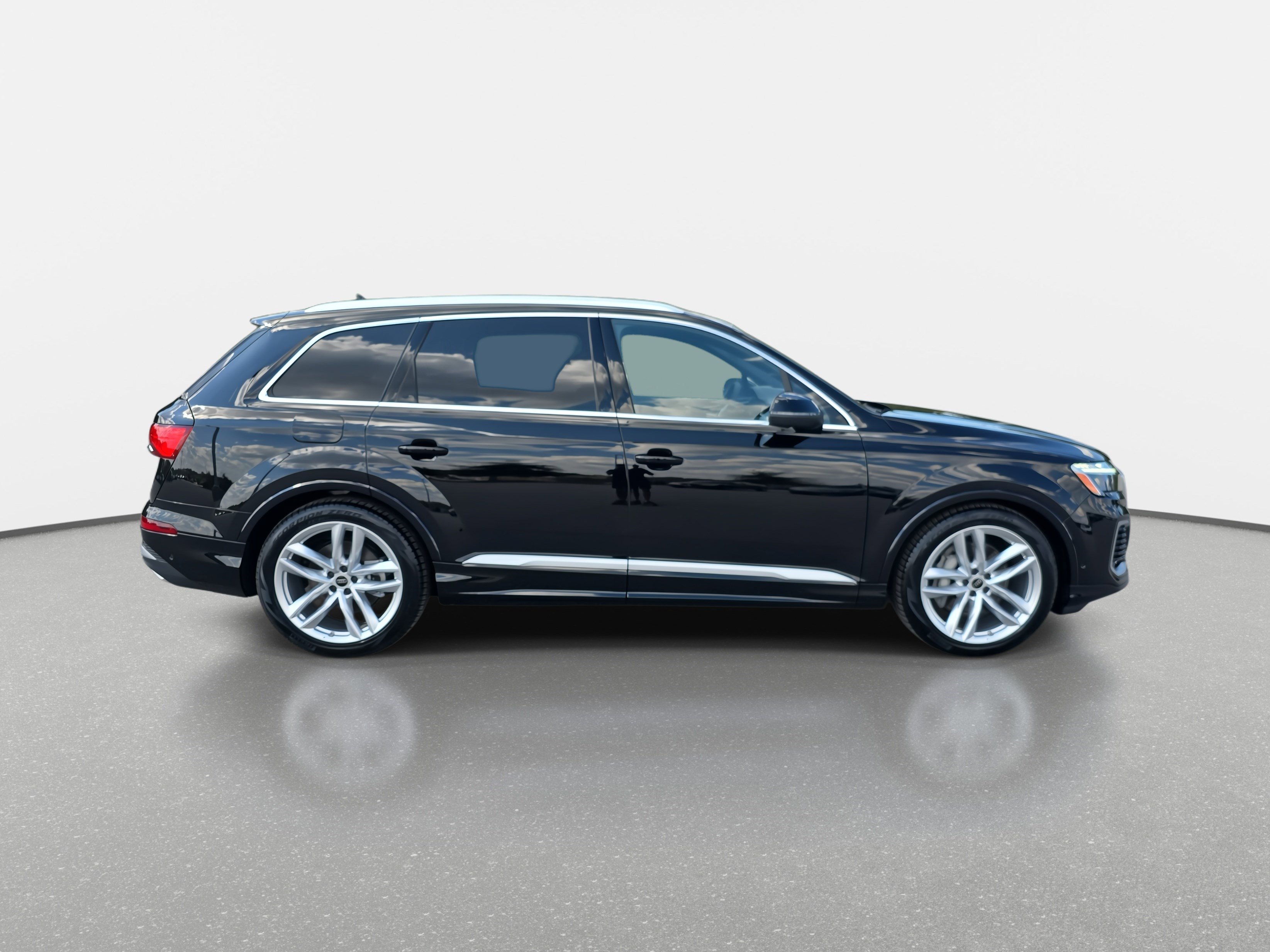 New 2025 Audi Q7 3.0T Premium Plus image 8