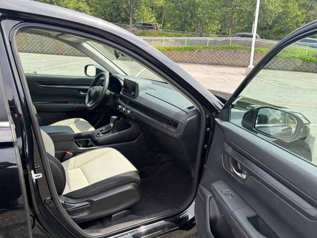 Certified 2025 Honda CR-V EX image 28