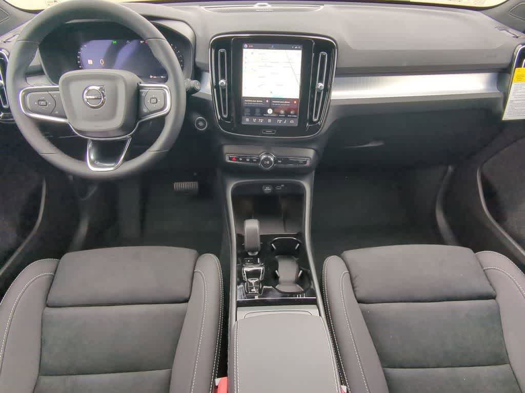 New 2026 Volvo XC40 B5 Ultra w/ Protection Package Premier AWD/4WD image 14