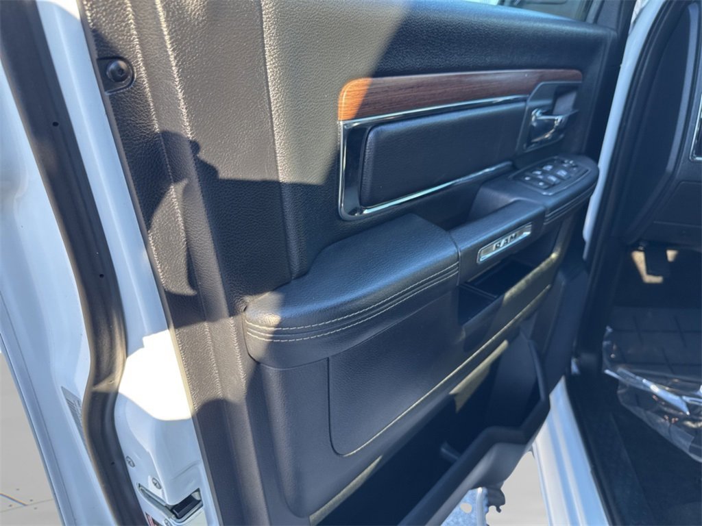 Used 2017 RAM 2500 Laramie w/ Convenience Group image 20