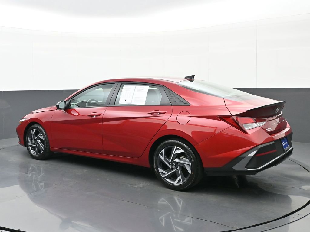 Certified 2025 Hyundai Elantra Sport image 6