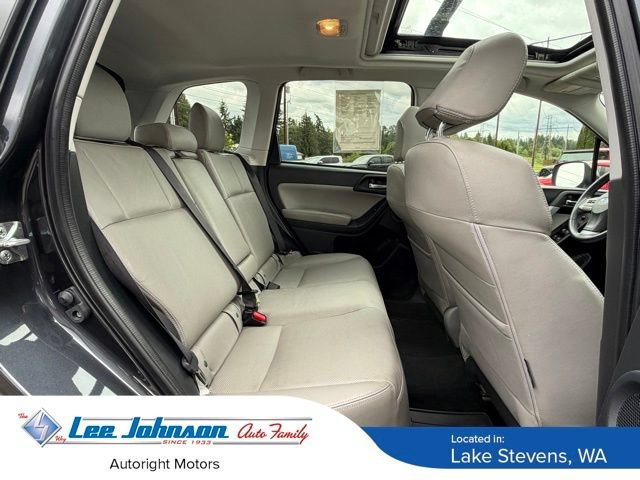 Used 2015 Subaru Forester 2.5i Touring AWD/4WD image 30