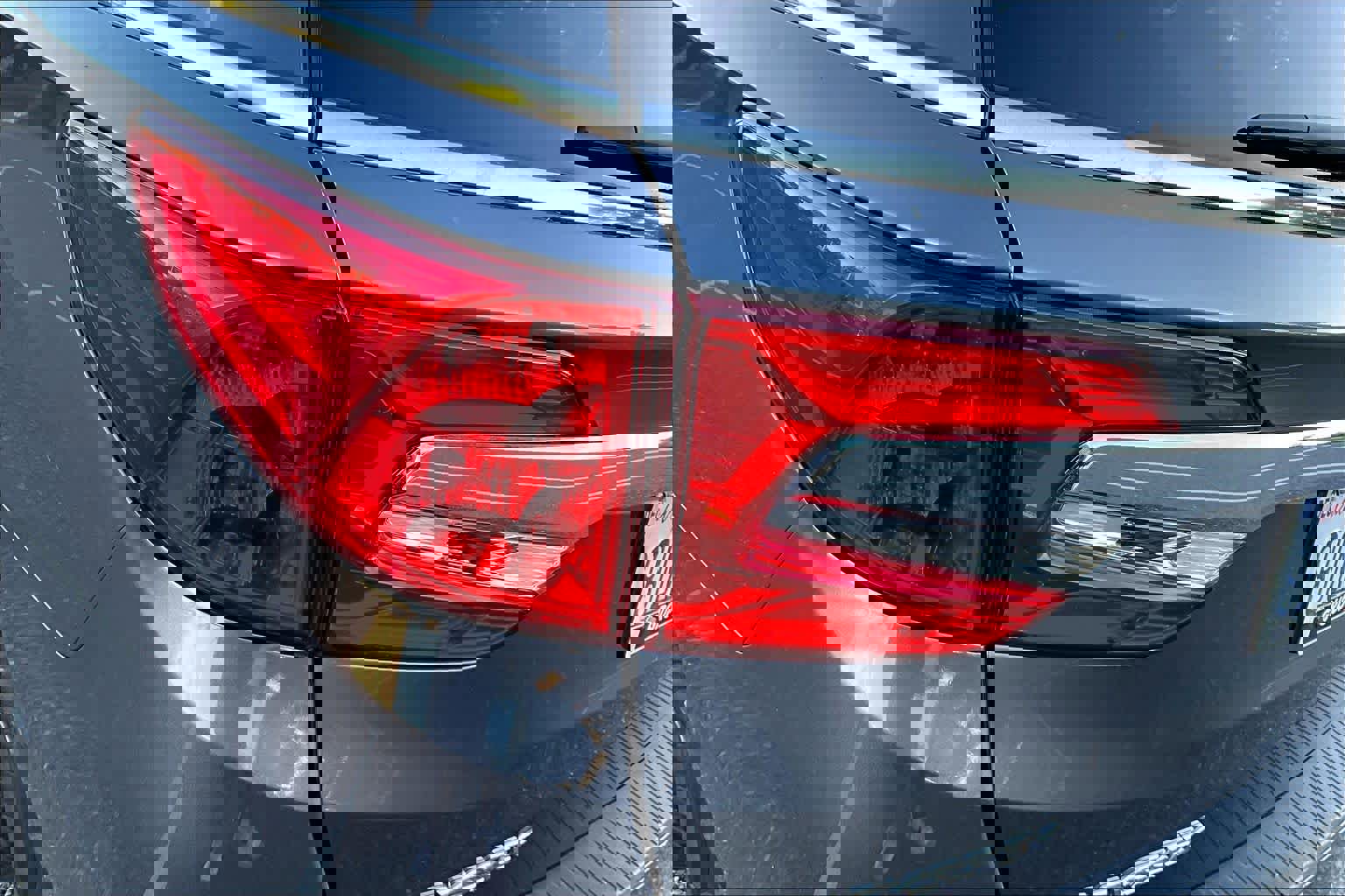 Used 2018 Honda Odyssey Elite image 28