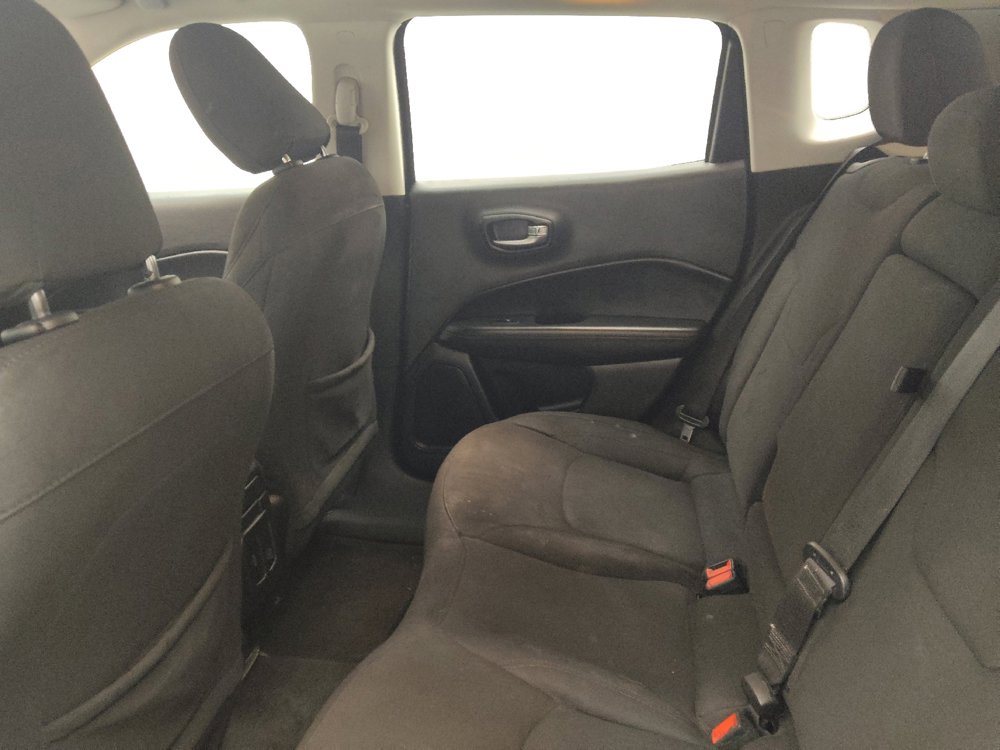 Used 2021 Jeep Compass Sport w/ Cold Weather Group FWD image 18