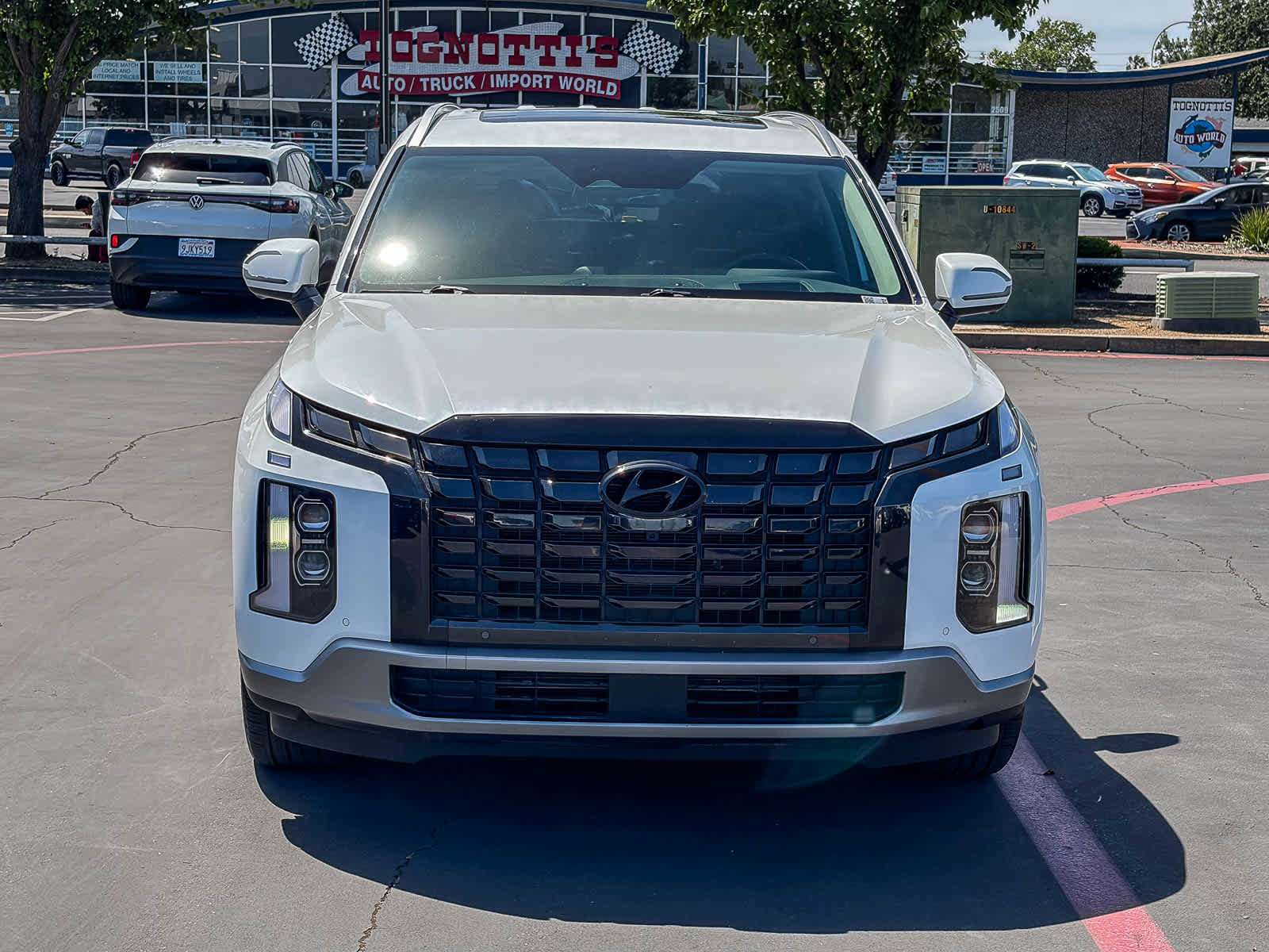Used 2023 Hyundai Palisade Limited FWD image 6