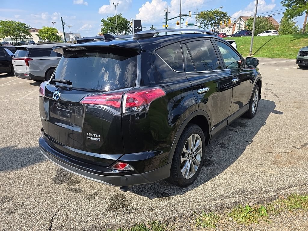 Used 2017 Toyota RAV4 Limited w/ Advanced Technology Package AWD/4WD image 3