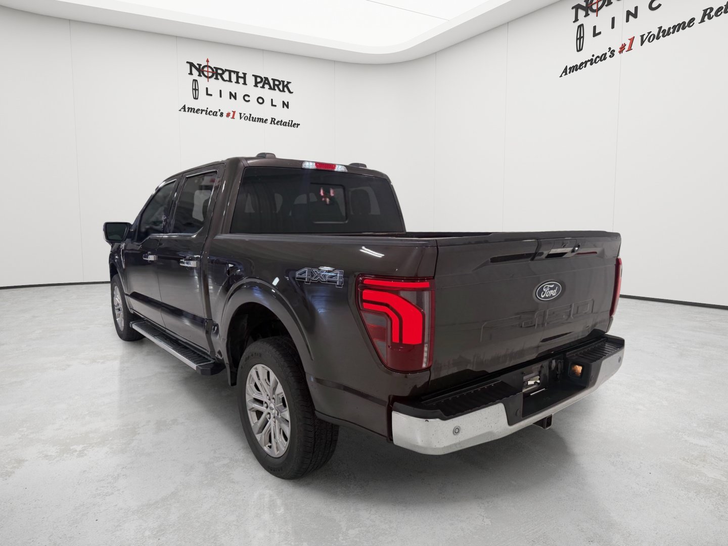 Used 2024 Ford F150 Lariat w/ Mobile Office Package AWD/4WD image 3