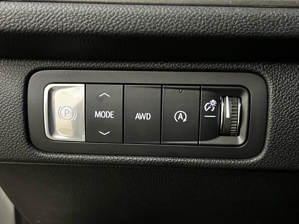 New 2026 Chevrolet Traverse LT w/ Driver Confidence Package image 15