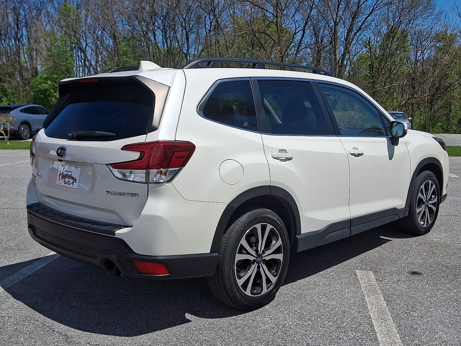 Used 2023 Subaru Forester Limited w/ Popular Package #2 AWD/4WD image 6