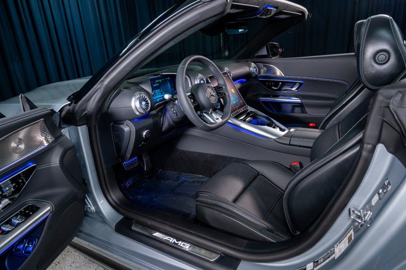 New 2026 Mercedes-Benz SL 63 AMG S e Performance 4MATIC image 15