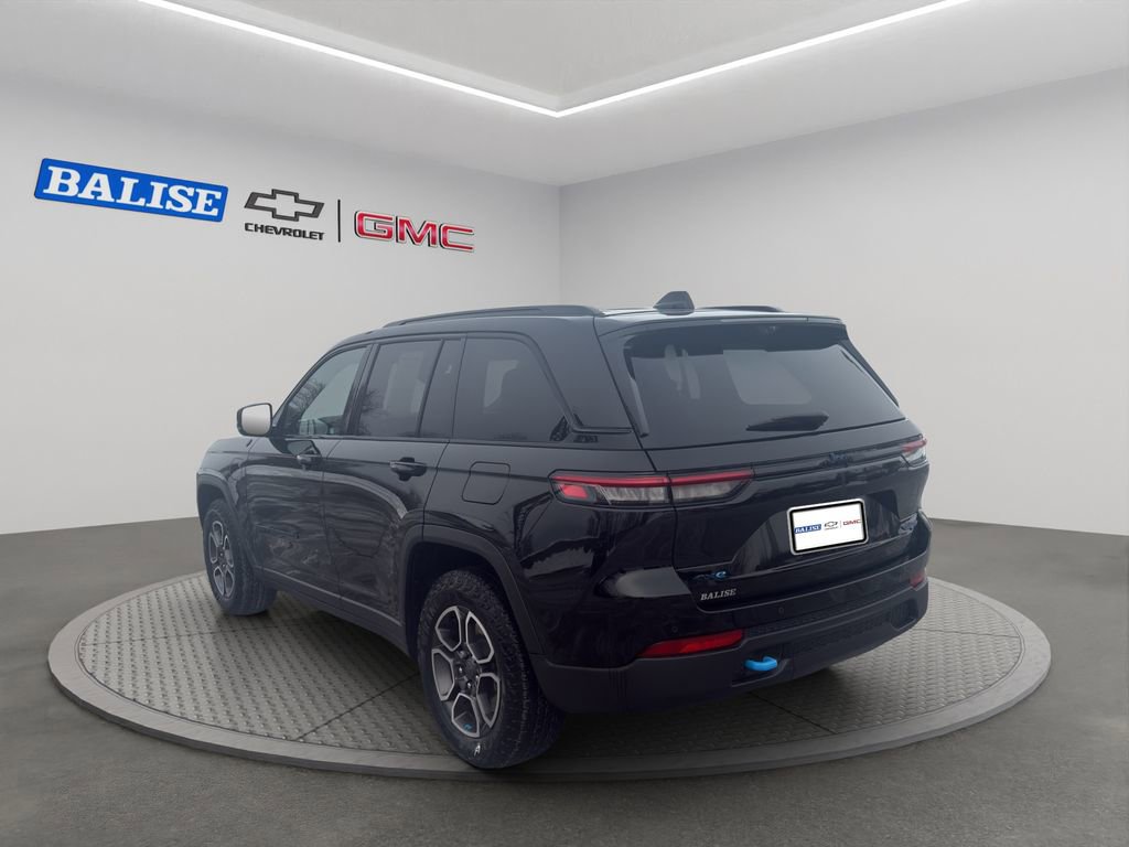 Used 2023 Jeep Grand Cherokee Trailhawk w/ Luxury Tech Group III image 8