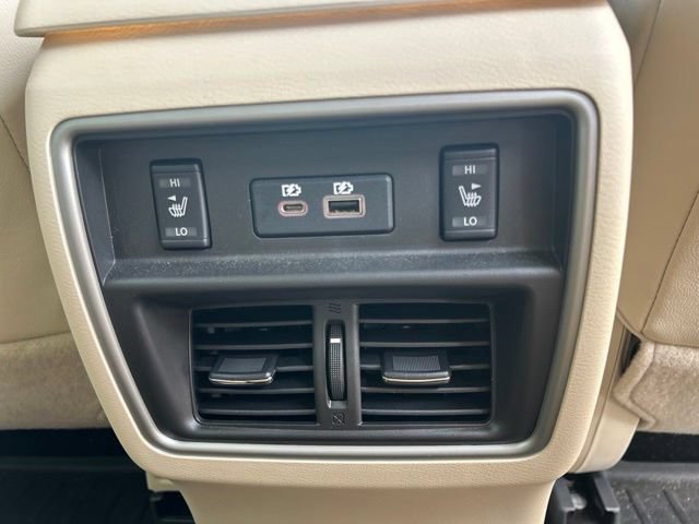 Used 2019 Nissan Murano SL w/ SL Technology Package FWD image 18