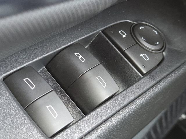 New 2026 Chevrolet Equinox EV LT image 15