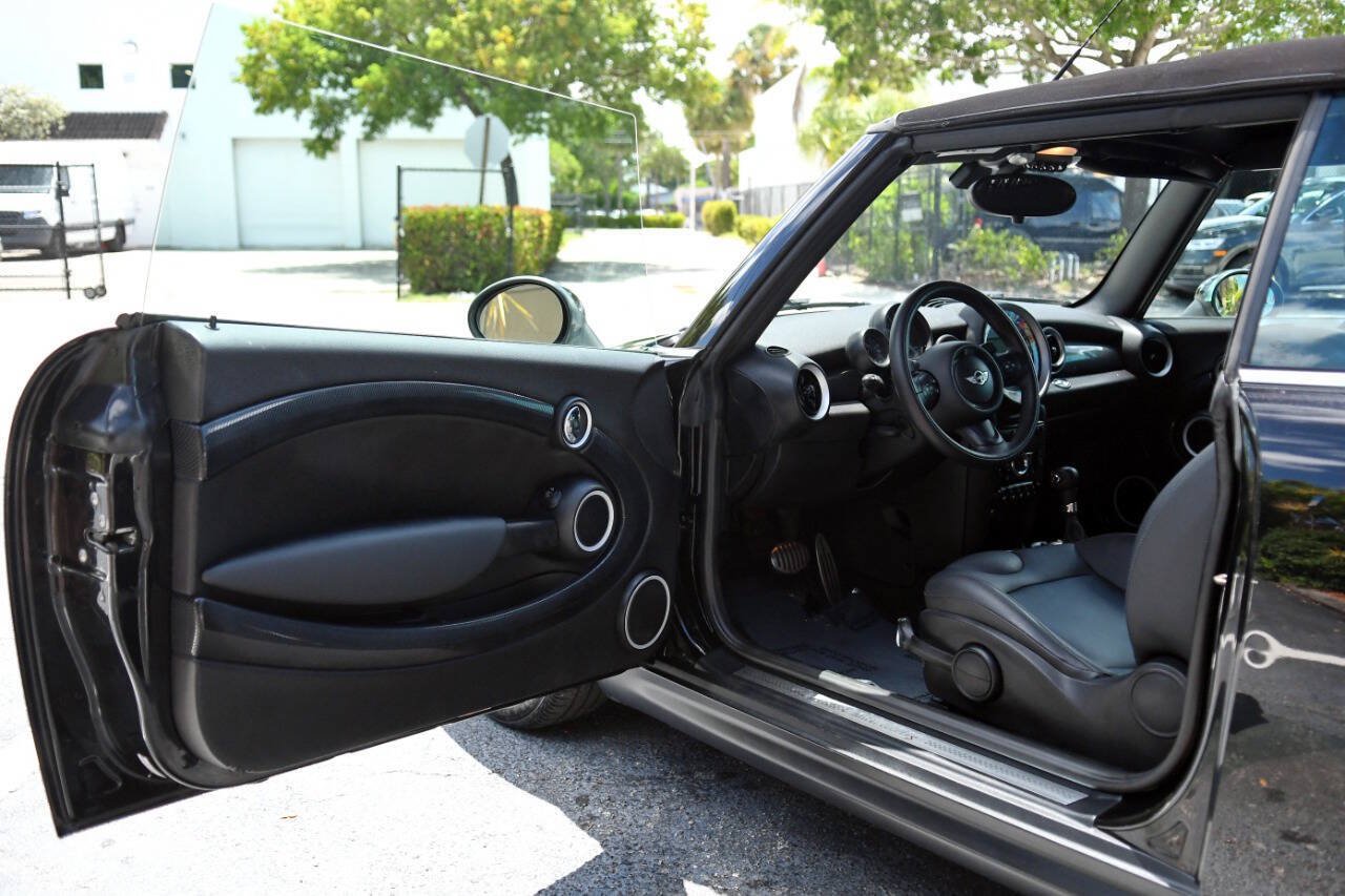 Used 2015 MINI Cooper S FWD image 15