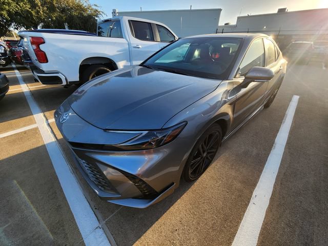 Used 2026 Toyota Camry XSE FWD image 3