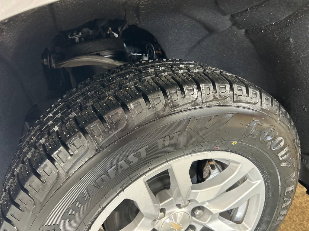 Certified 2022 Chevrolet Silverado 1500 LT AWD/4WD image 12
