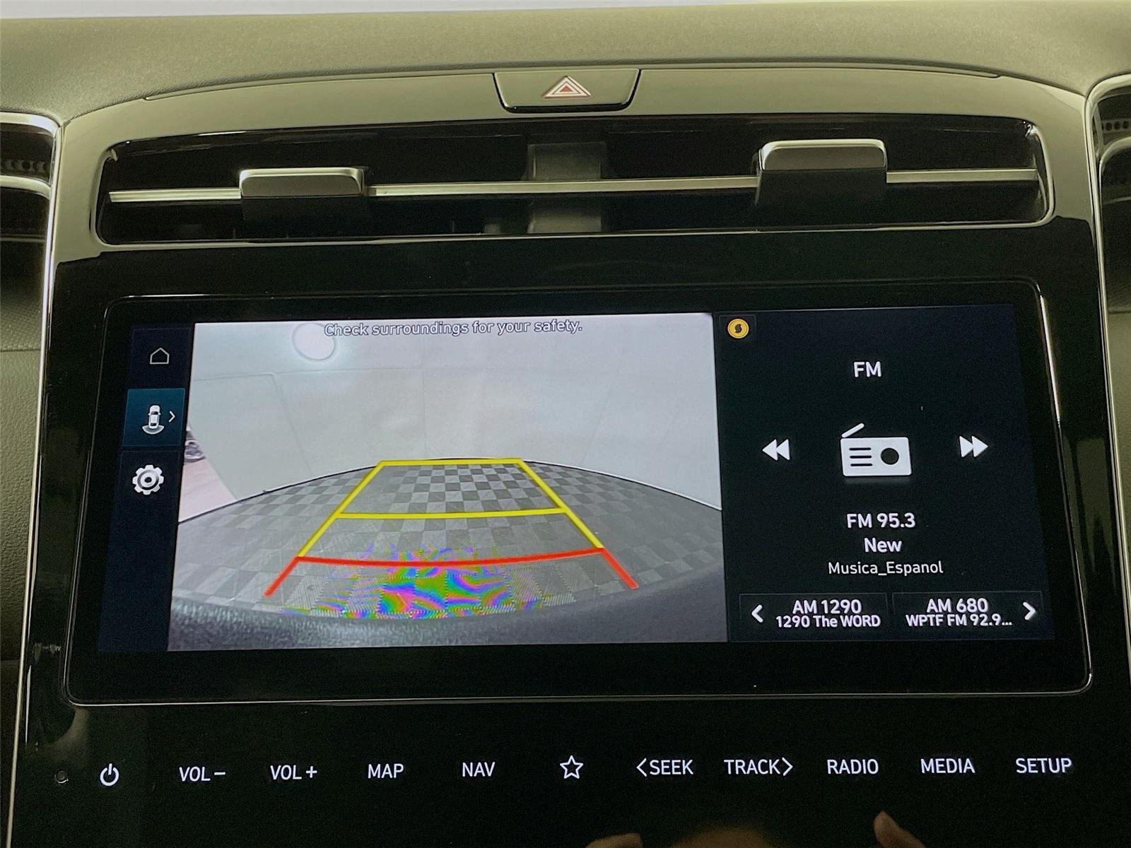 Used 2024 Hyundai Santa Cruz SEL w/ Activity Package FWD image 18