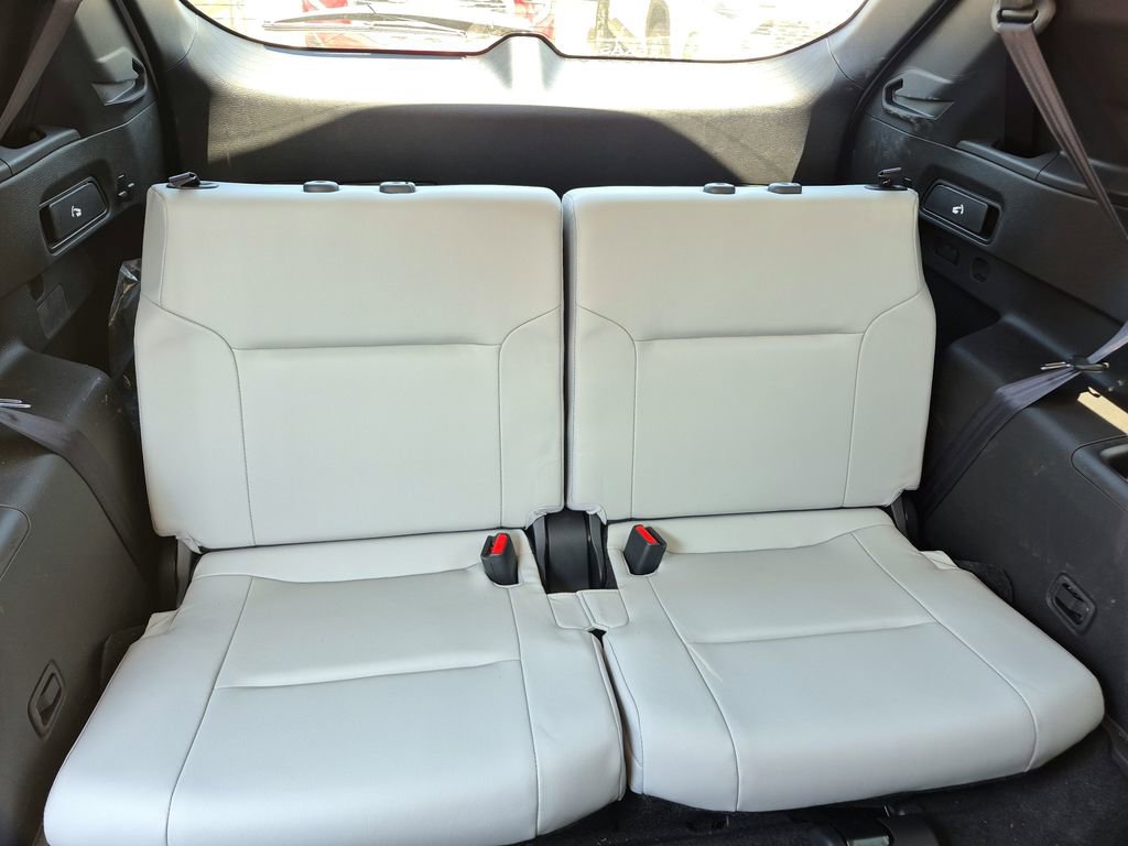 Used 2025 Mitsubishi Outlander SEL FWD image 22