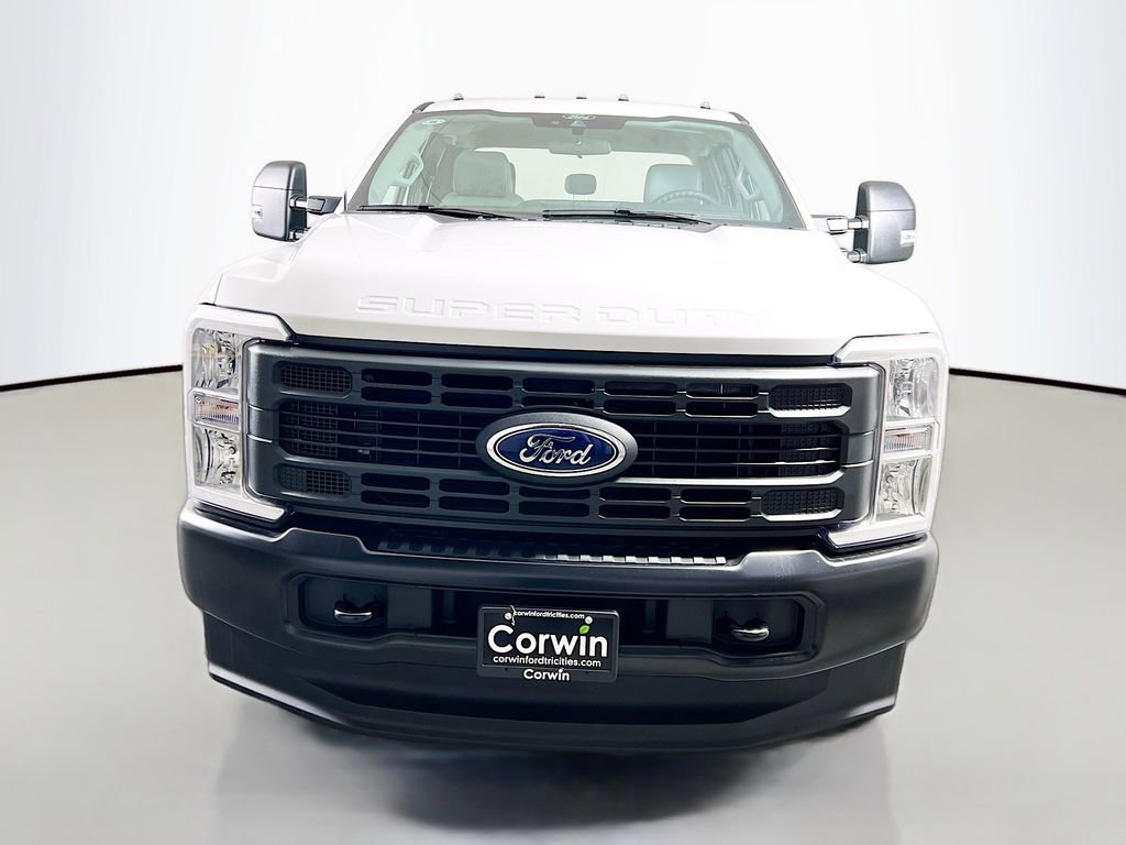 New 2026 Ford F350 XL video 4