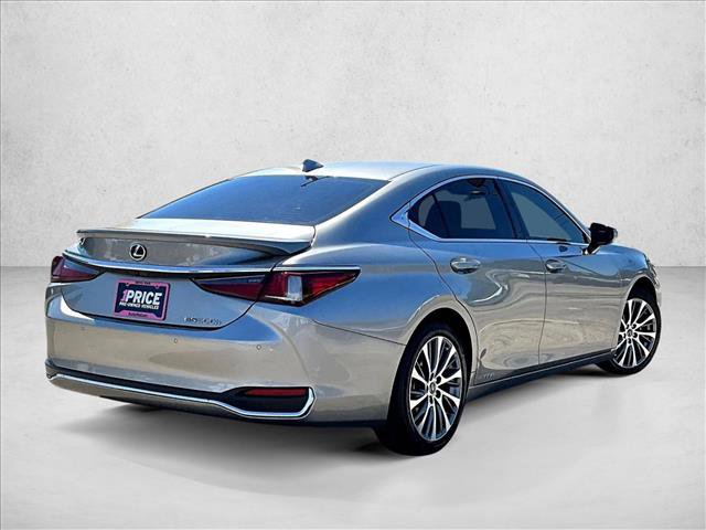 Used 2020 Lexus ES 300h w/ Premium Package video 2