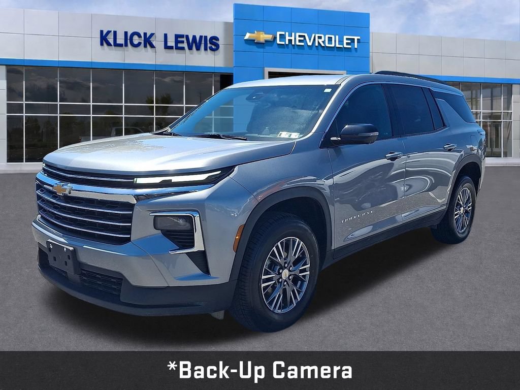 Used 2024 Chevrolet Traverse LT AWD/4WD image 3