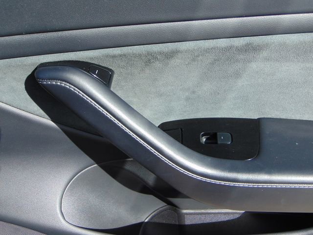 Used 2019 Tesla Model 3 Long Range image 25