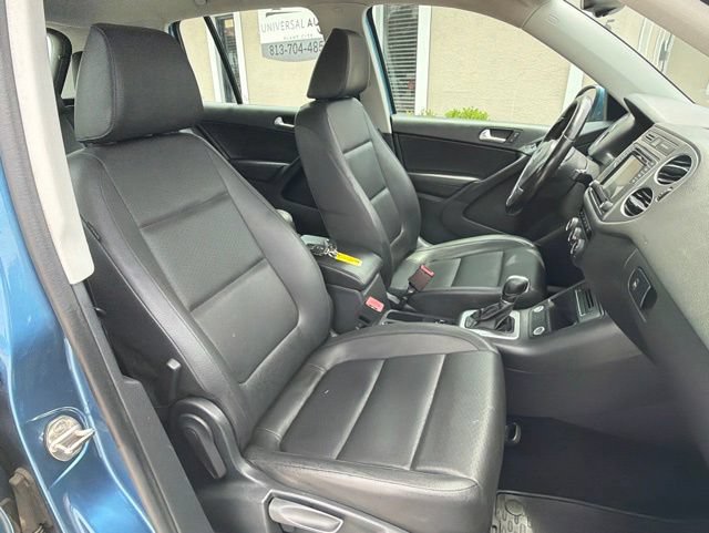 Used 2017 Volkswagen Tiguan S FWD image 10