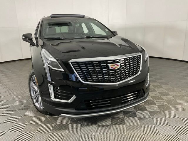Used 2025 Cadillac XT5 Premium Luxury w/ Technology Package image 8