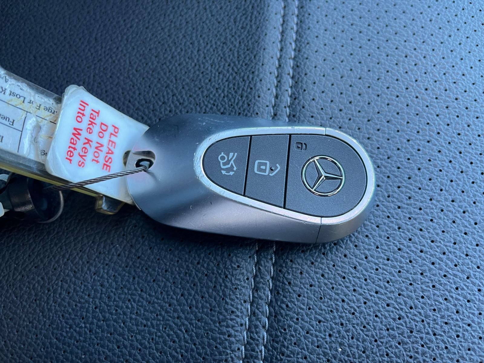 Used 2024 Mercedes-Benz GLC 300 4MATIC image 20