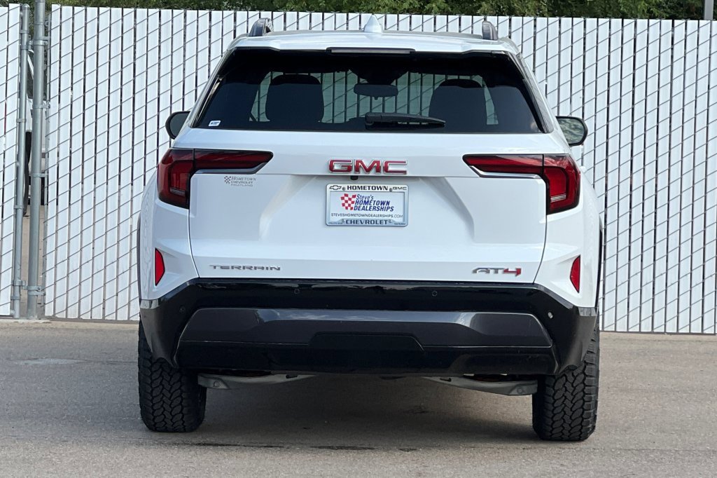 New 2026 GMC Terrain AT4 image 5