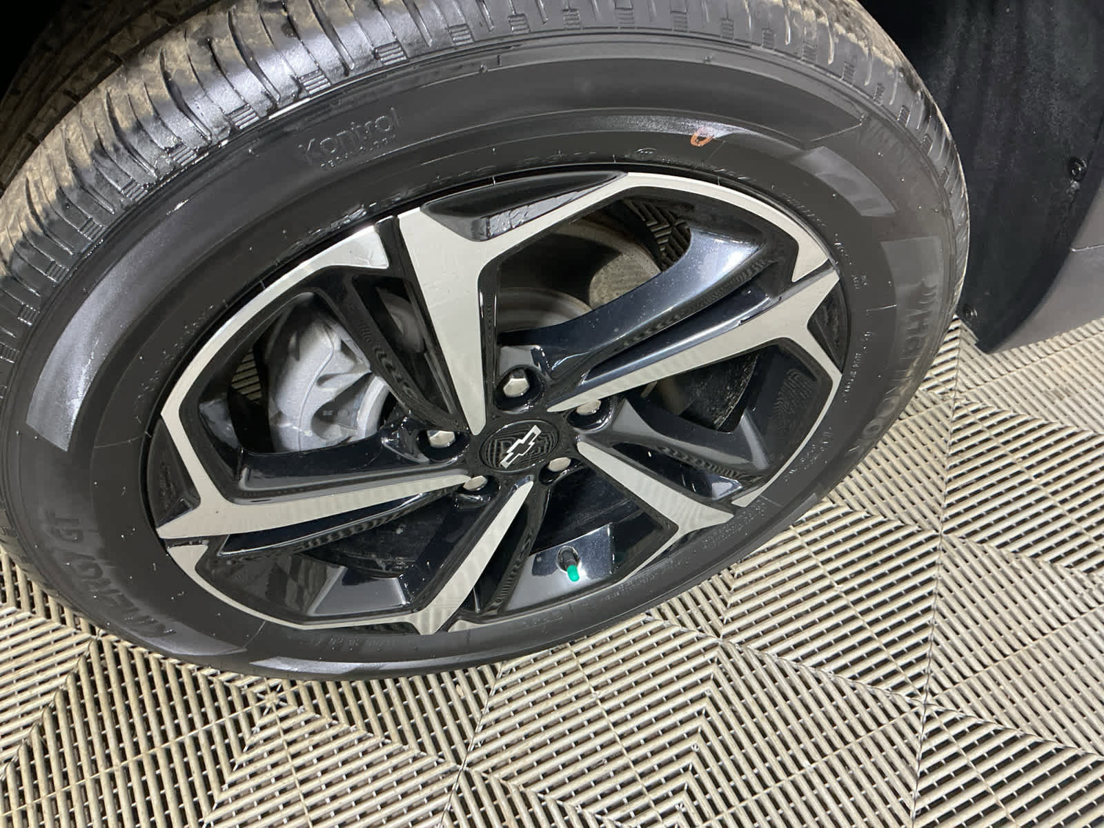 Used 2023 Chevrolet TrailBlazer RS w/ Convenience Package image 5