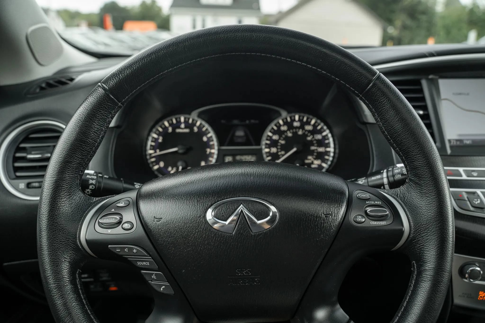 Used 2016 INFINITI QX60 Luxe w/ Premium Plus Package AWD/4WD image 21