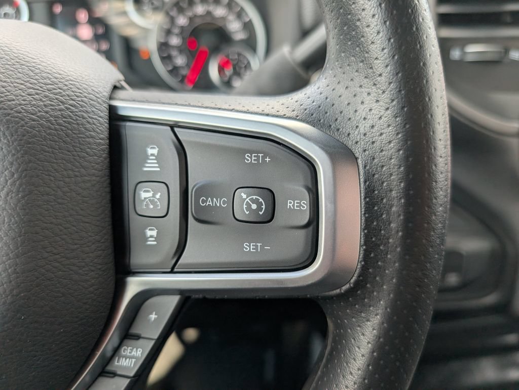 New 2026 RAM 2500 Tradesman AWD/4WD image 17