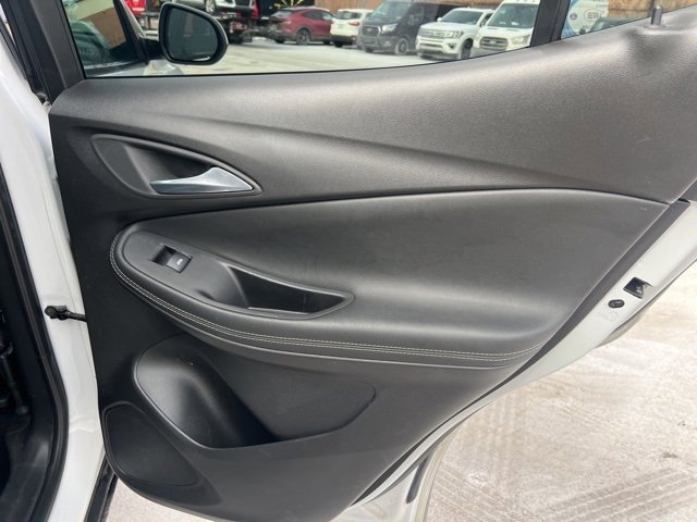 Used 2021 Buick Encore GX Essence w/ Experience Buick Package image 13