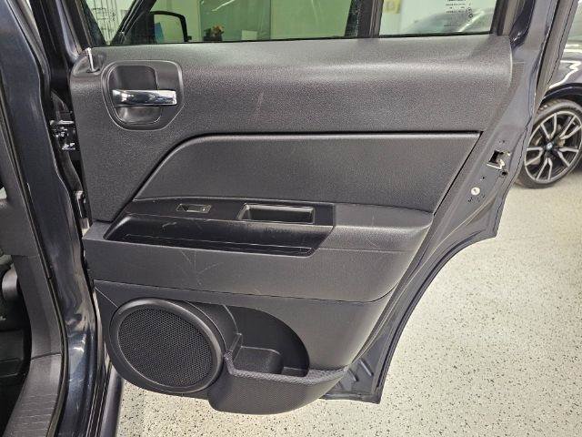 Used 2016 Jeep Patriot Sport w/ Power Value Group FWD image 30