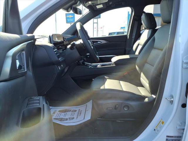 New 2026 Chevrolet Traverse LT w/ LPO, Floor Liner Package image 21