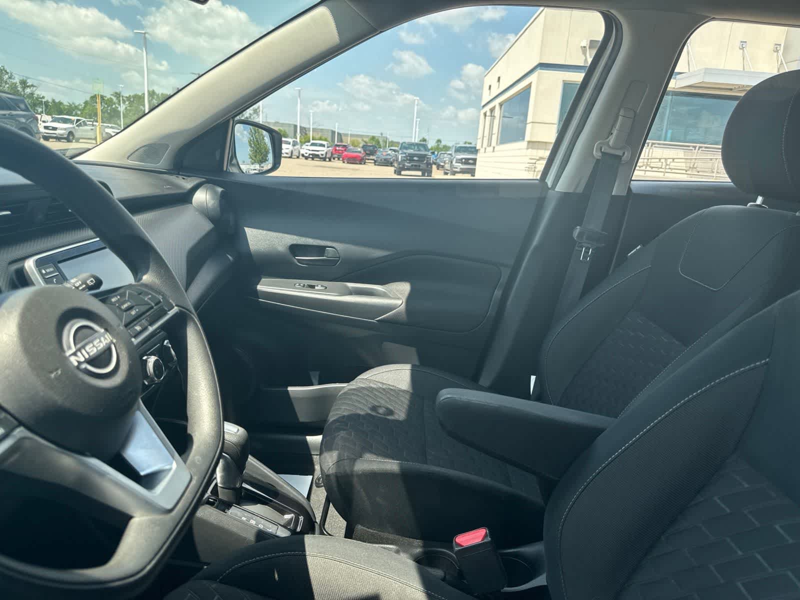 Used 2022 Nissan Kicks S FWD image 32