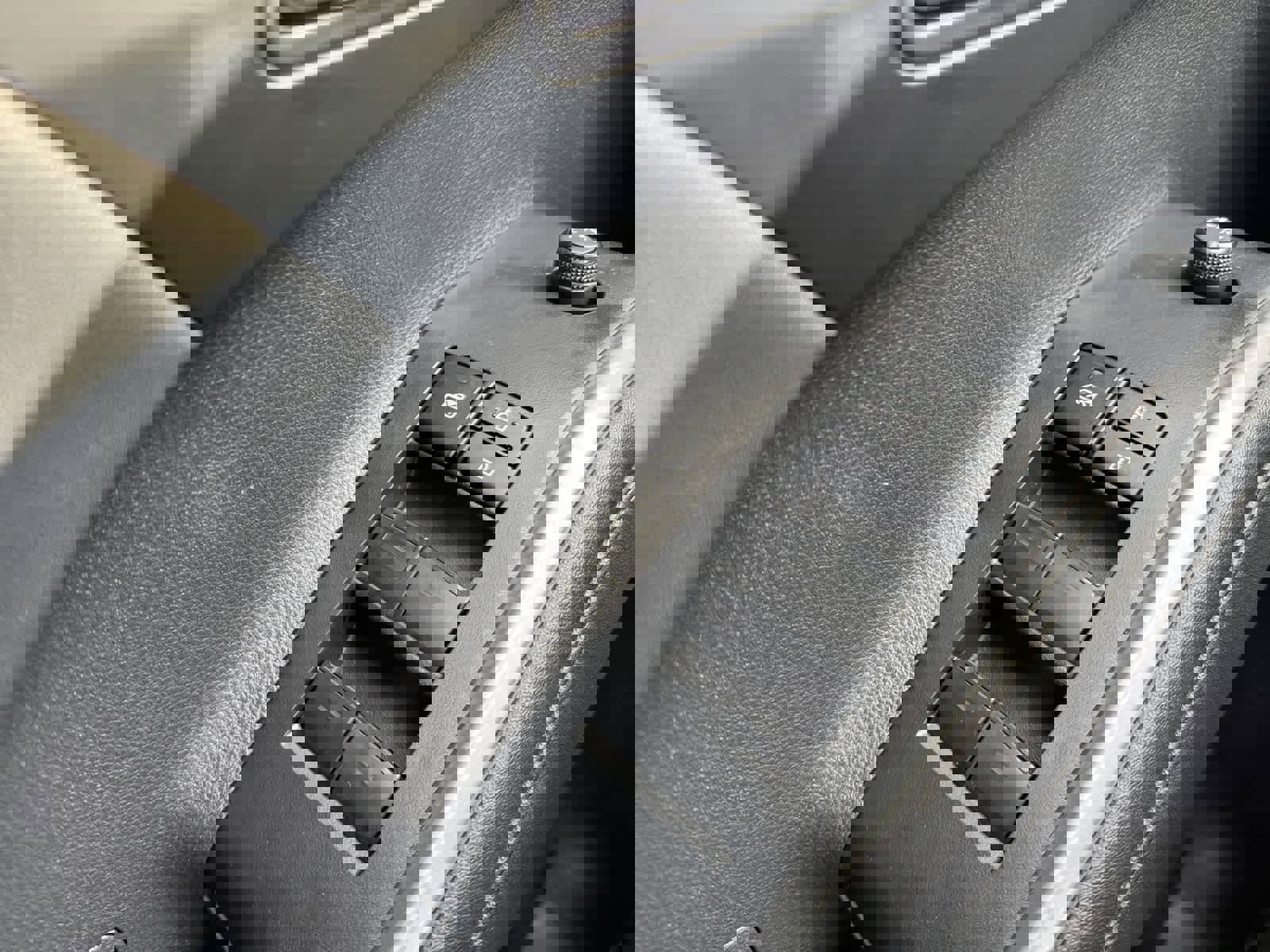 Used 2024 Toyota Highlander XSE image 19