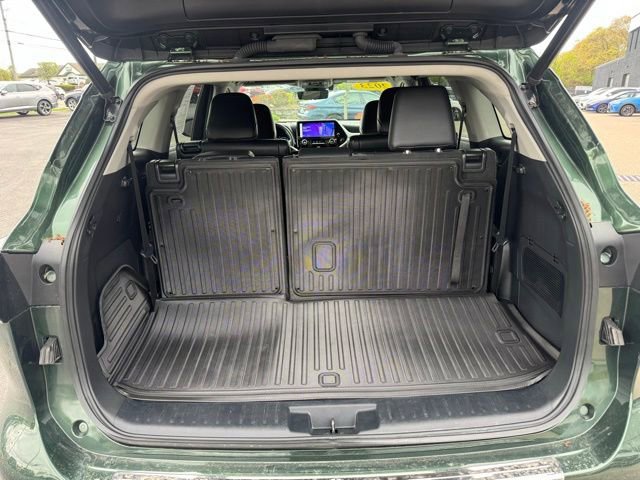 Used 2023 Toyota Highlander Platinum AWD/4WD image 10