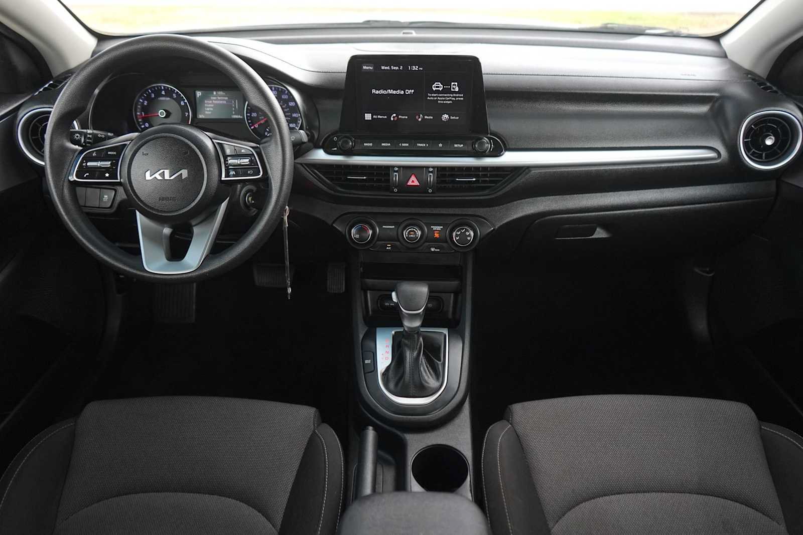 Used 2024 Kia Forte LXS FWD image 10